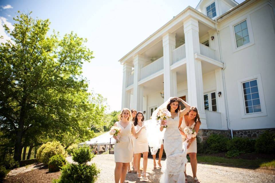 Assisting bride to ceremony