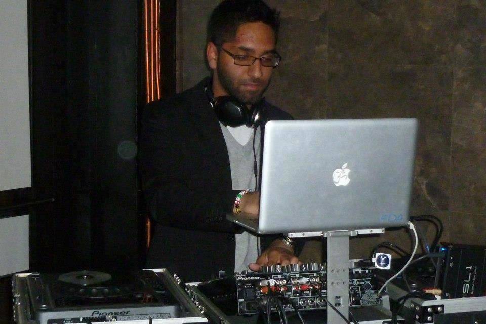 DJ station