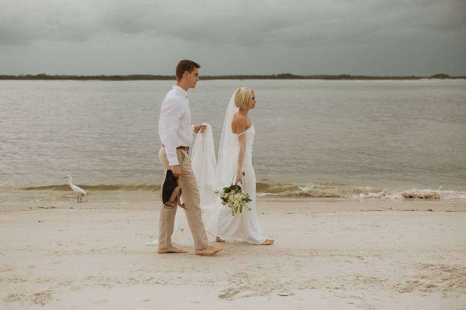 Bride & Groom at the beach