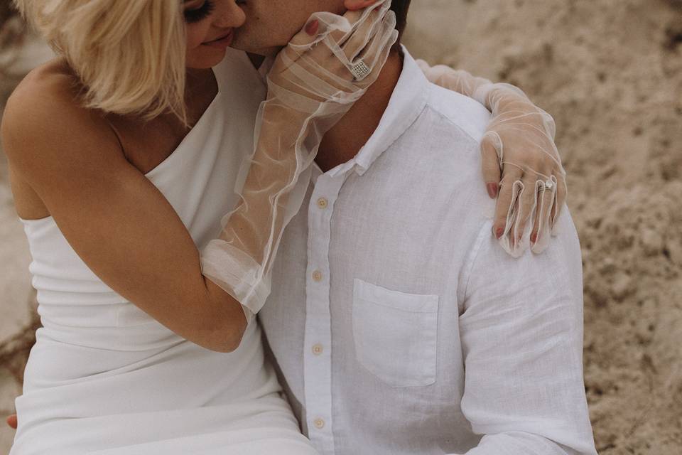 Bride & Groom at the beach