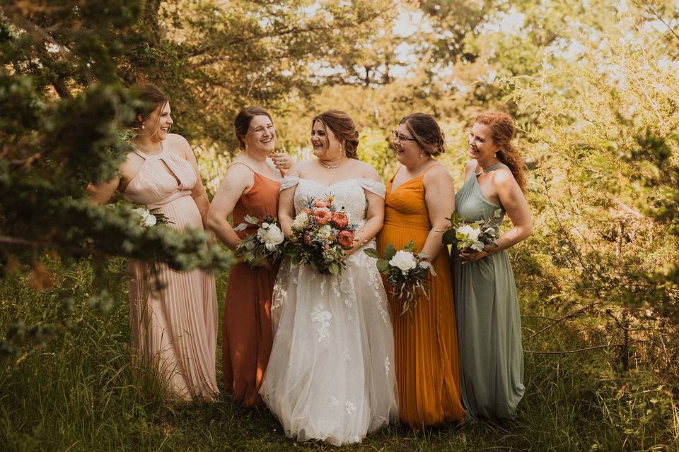 Bride & bridesmaids