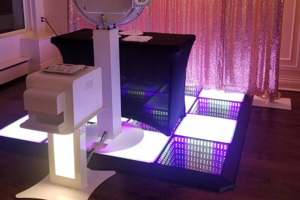 Open Booth & LED Floor