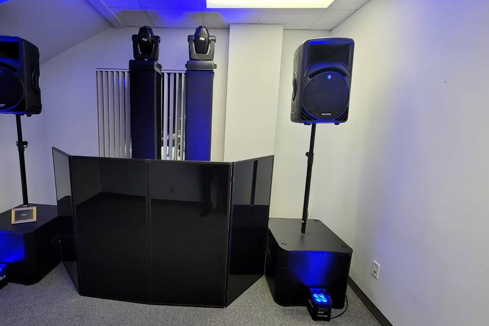 Modern Booth