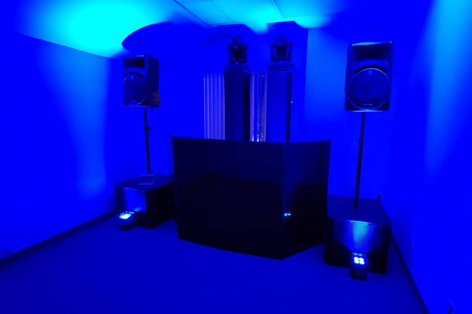 Lounge Set Up