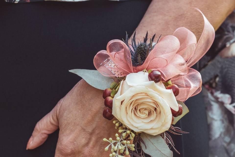 Mother of the bride details