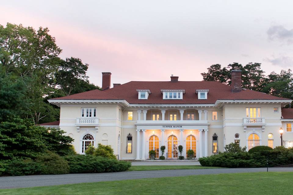 Tupper Manor at the Wylie Inn and Conference Center