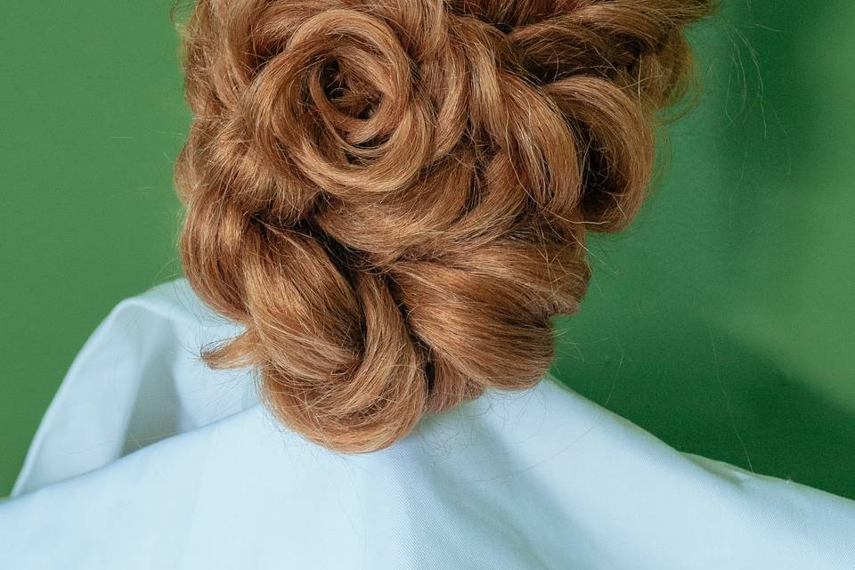 Romantic wedding hair