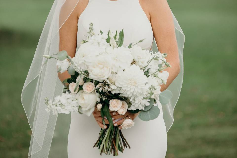 Romantic wedding hair