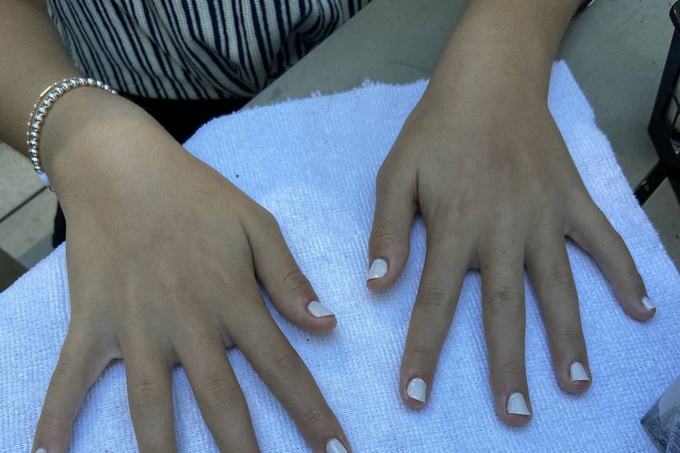 Bridesmaids nails