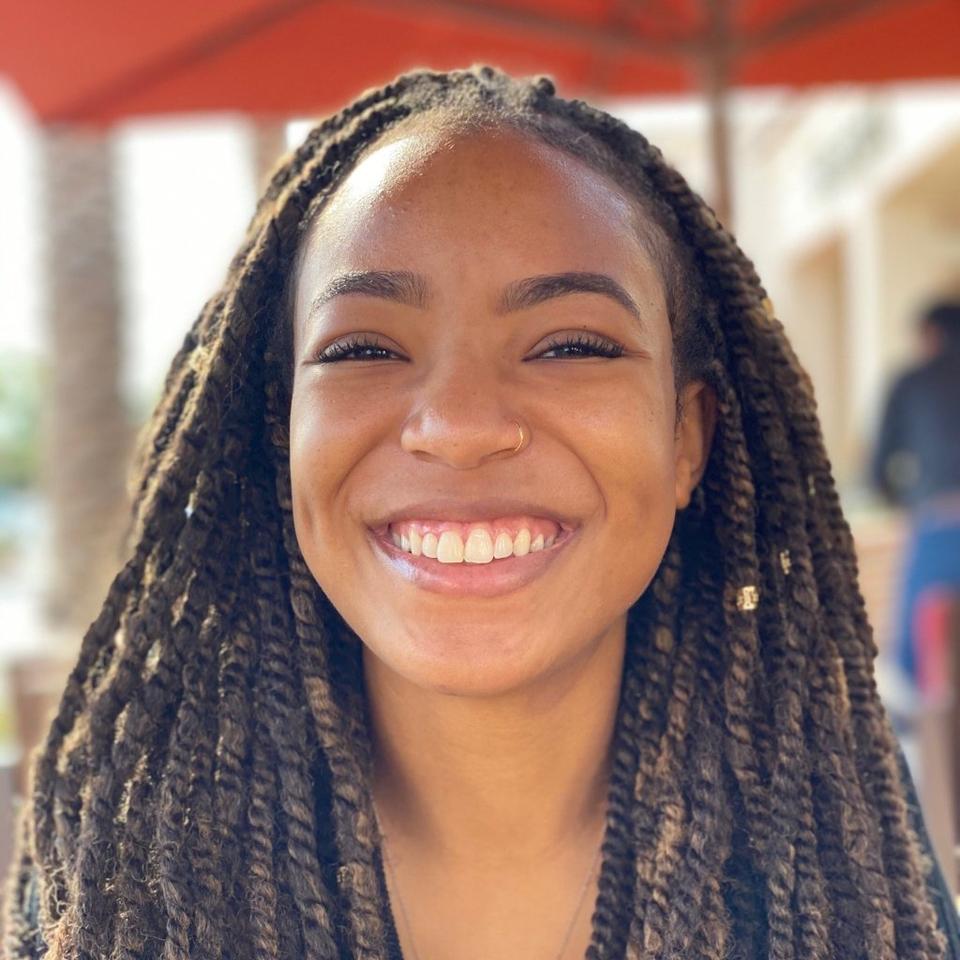 Nicole Giles