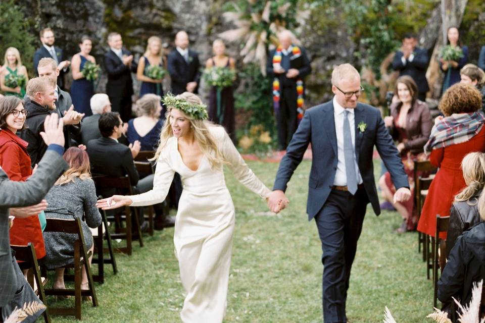 Bouquet toss