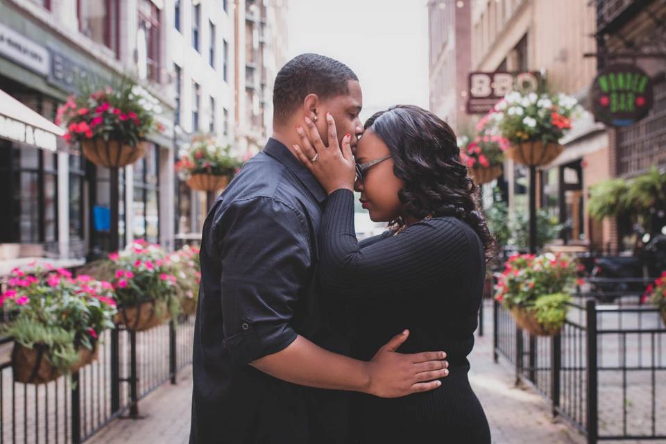 Tara & Dashawn Get Engaged