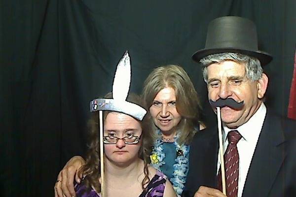 Be Famous Photo Booth co.