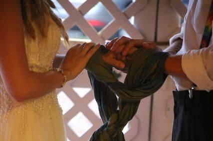 Caitlin & Christian's Handfasting, 2018, Flamingo Gardens