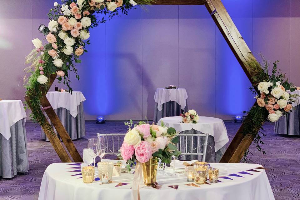 Sweetheart table