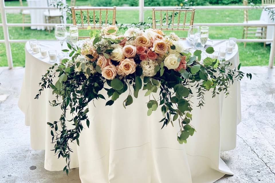 Draped sweetheart table