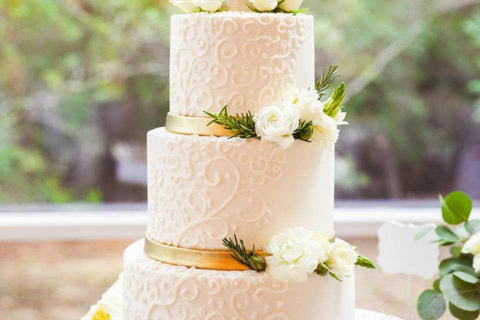 Wedding cake embellishments
