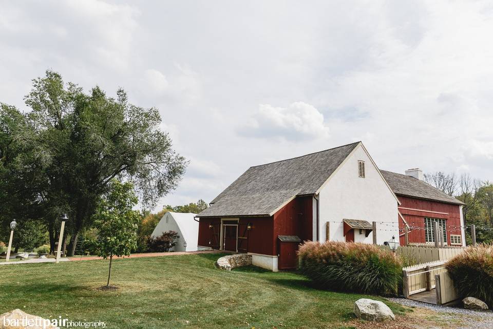 Manor Barn | Bartlett Pair