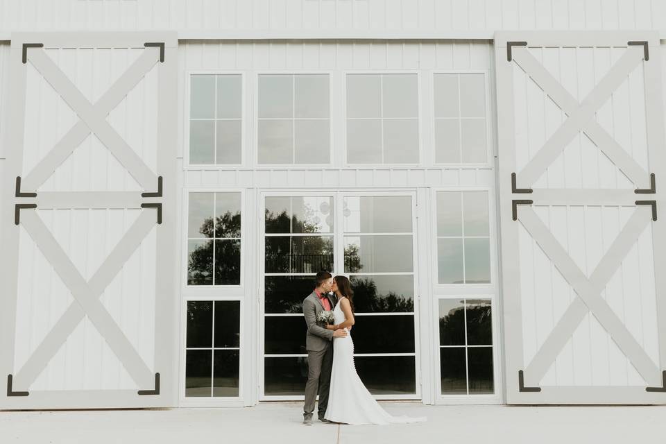 Bridals by the barn doors