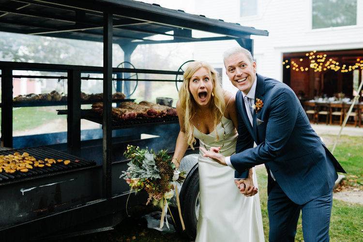 Newlyweds by the food cart