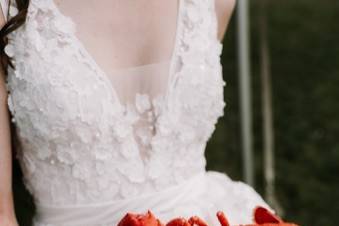 A bride and her lobster