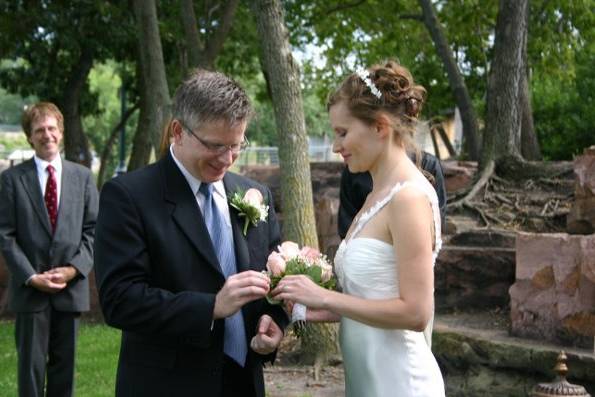 Sioux Falls Wedding Officiants - IA, MN, SD,and NE