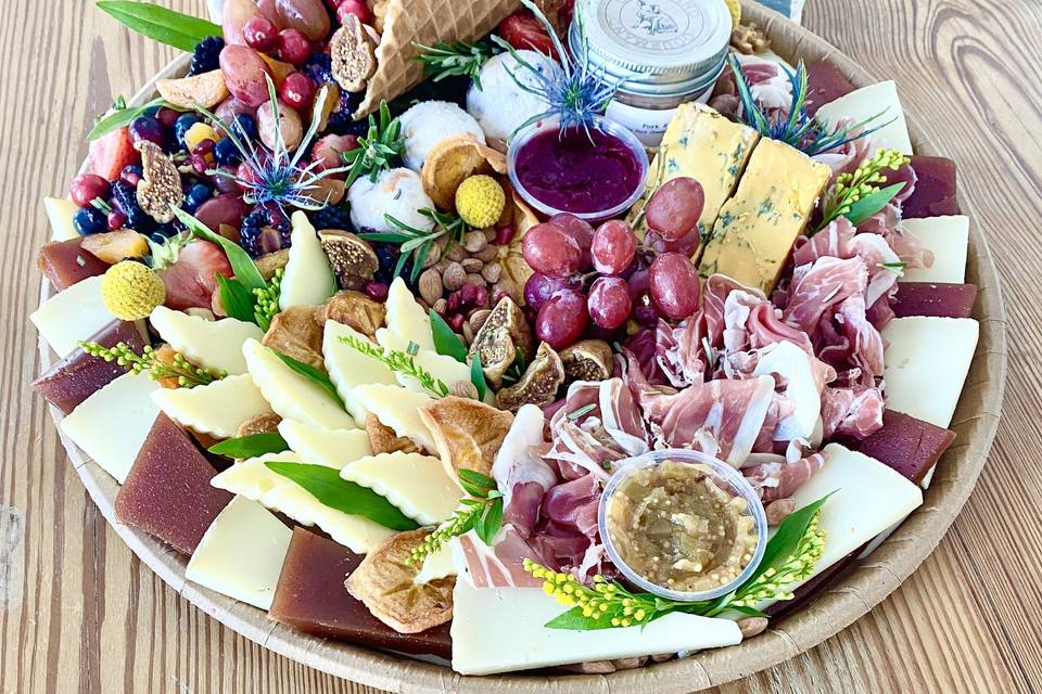 Cheese & Charcuterie Platter