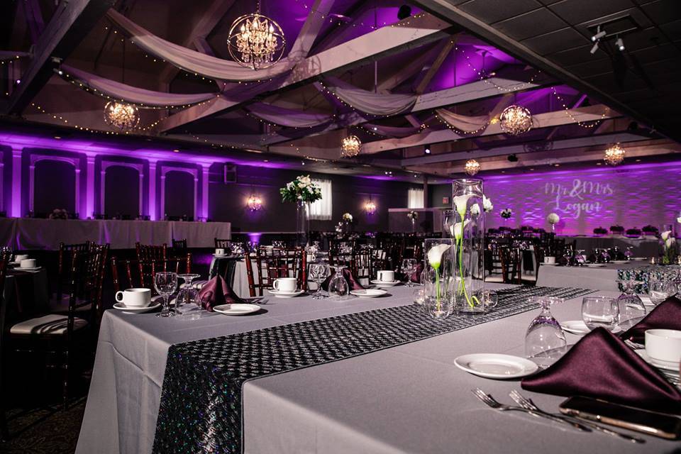 Table setting and purple motif