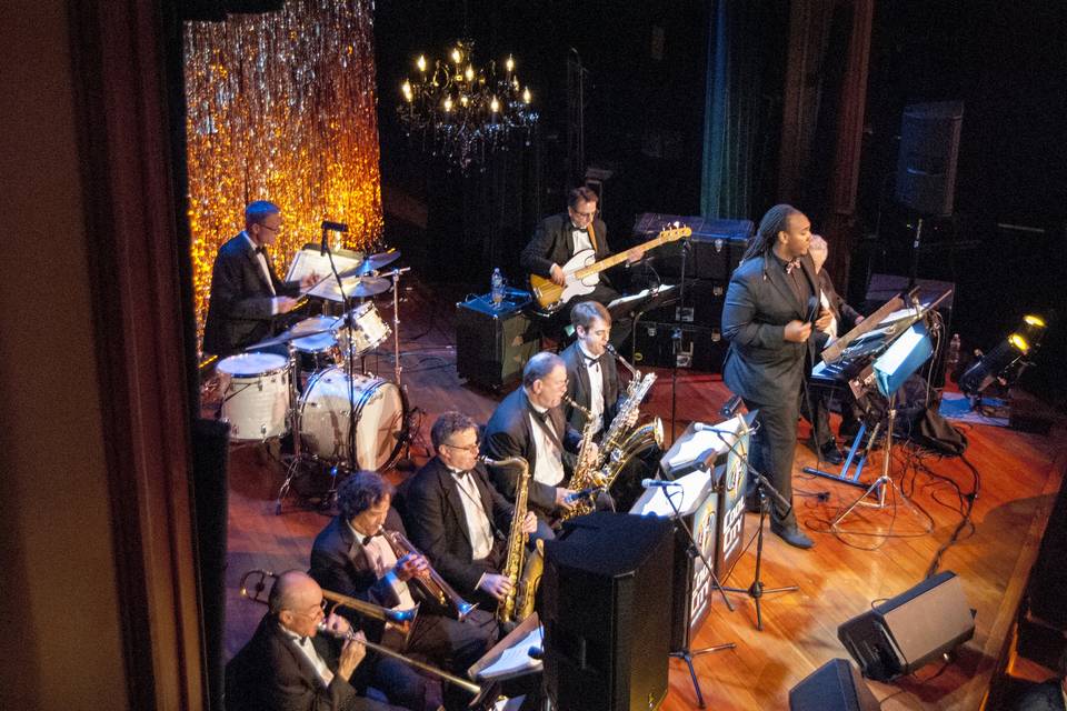 Engaging performers