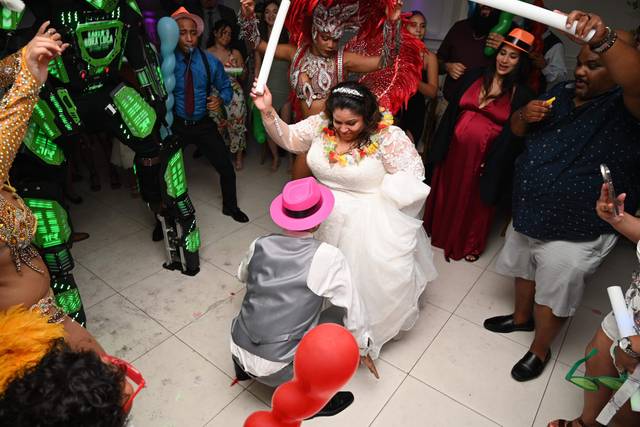 WEDDING