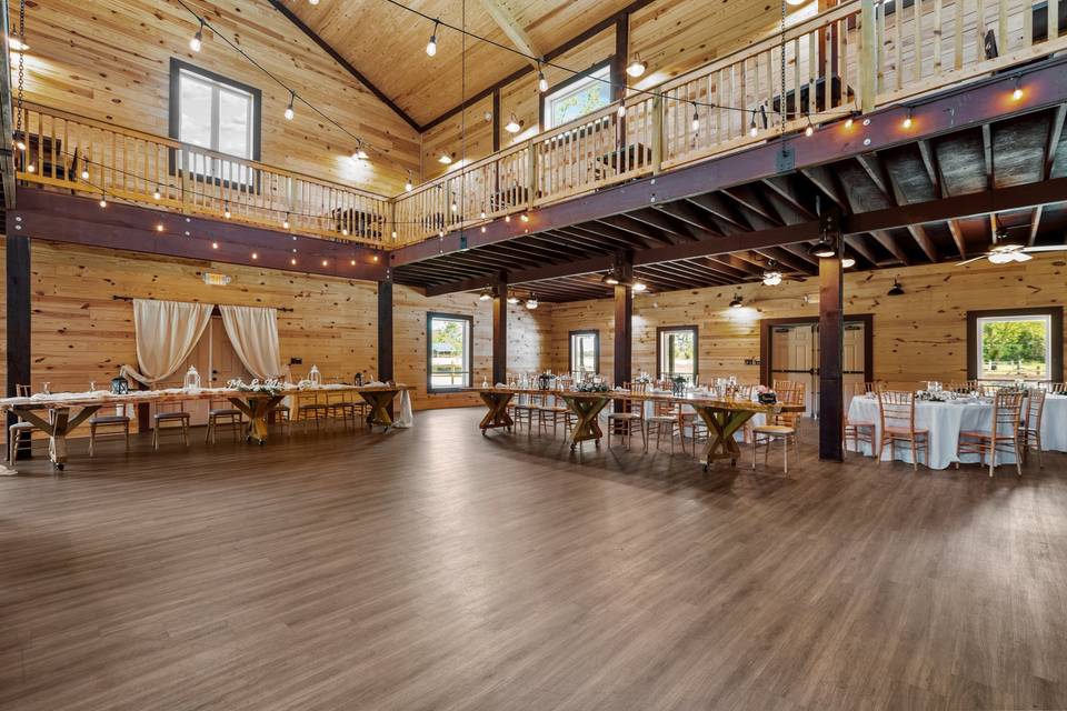 Large dance floor area