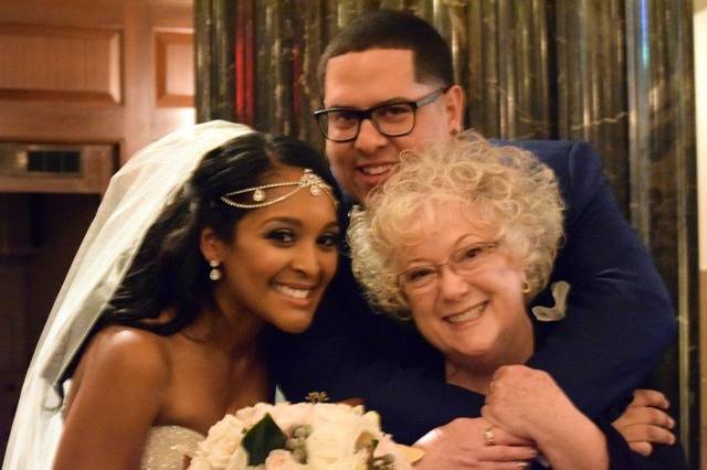 CT officiant Zita Christian of Moon River Rituals with Latitia and Eloyd at The Society Room in Hartford, CT