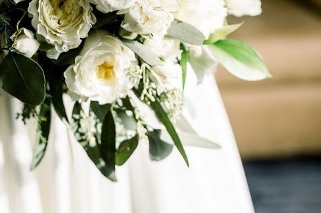 Bridal Bouquet Cameo