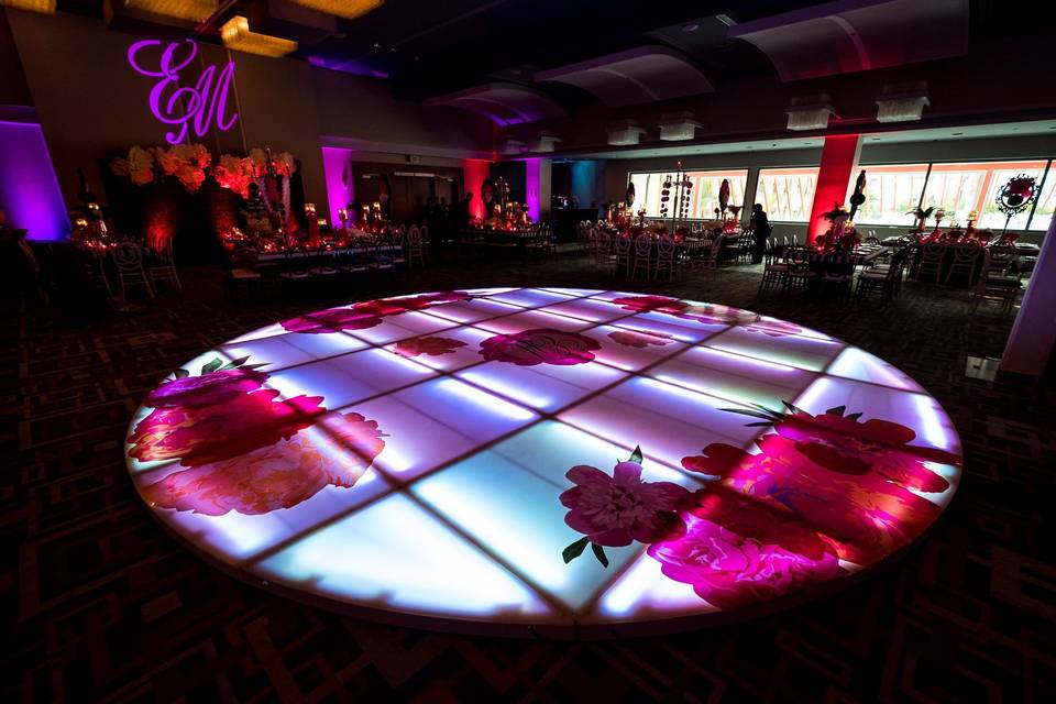 PERSONALIZED LED ROUND DANCE FLOOR@La Concha Resort