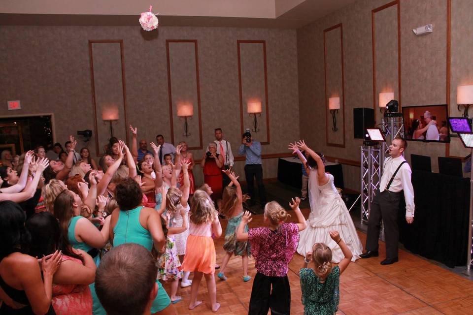 Bouquet toss