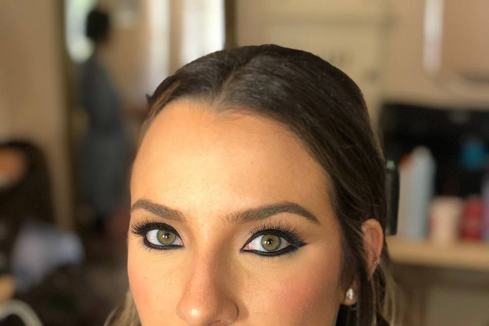 Dramatic makeup