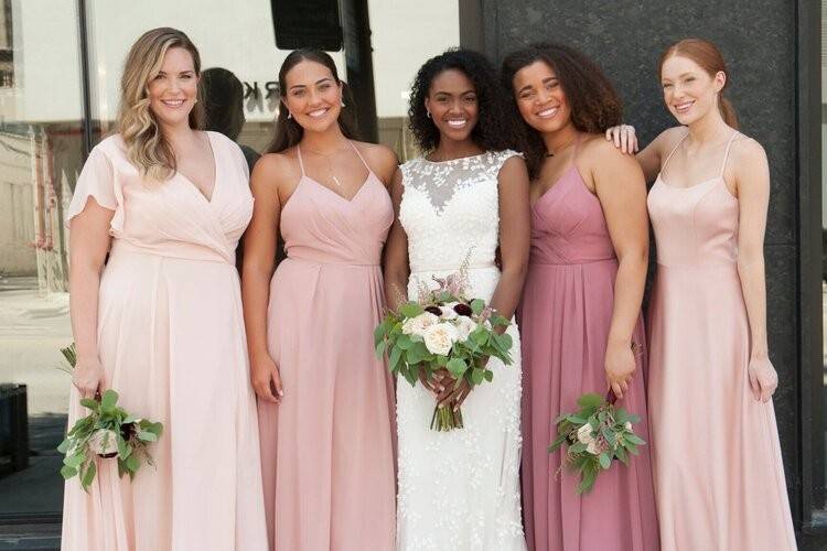 Romantic tones for the bridal party