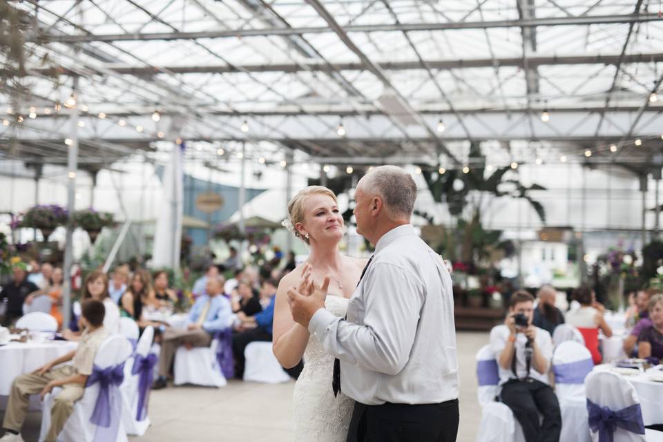 Father and daughter dance