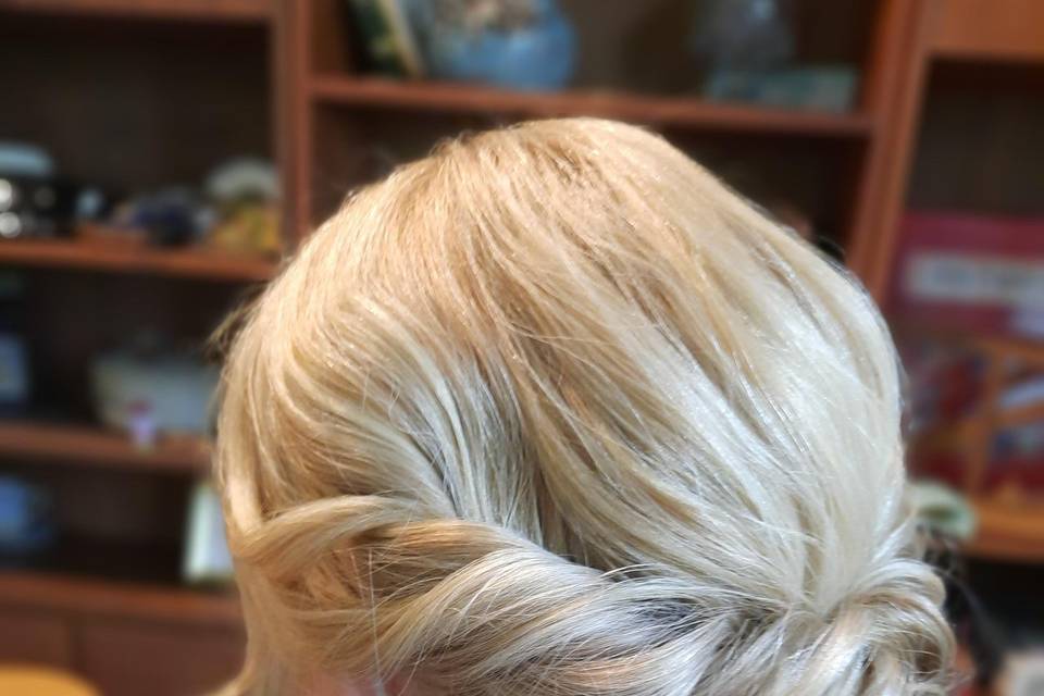 Blonde Bombshell Bun