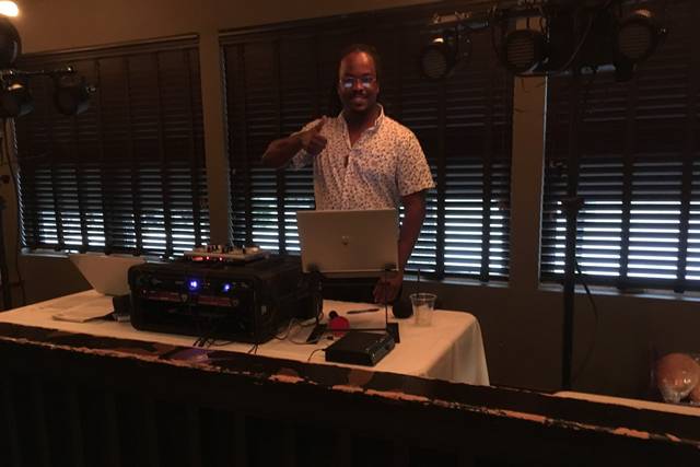 DJ DeWayne