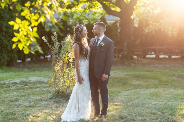 Long Island vineyard wedding