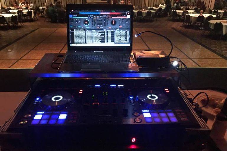 DJ instrument
