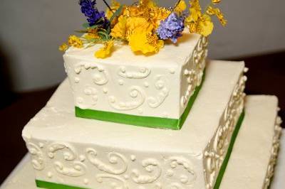 A Beautiful wedding cake at Prallsville Mills courtesy or Emilys Cafe & Catering