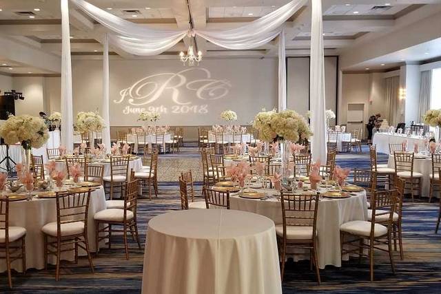 White drape reception with mon