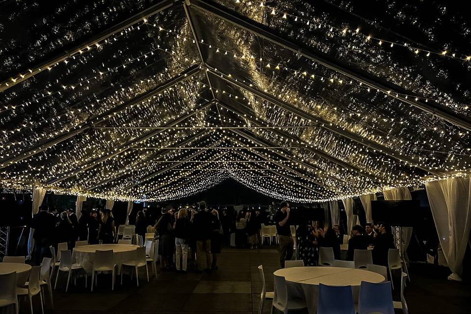 Tent ceiling with twinkle ligh