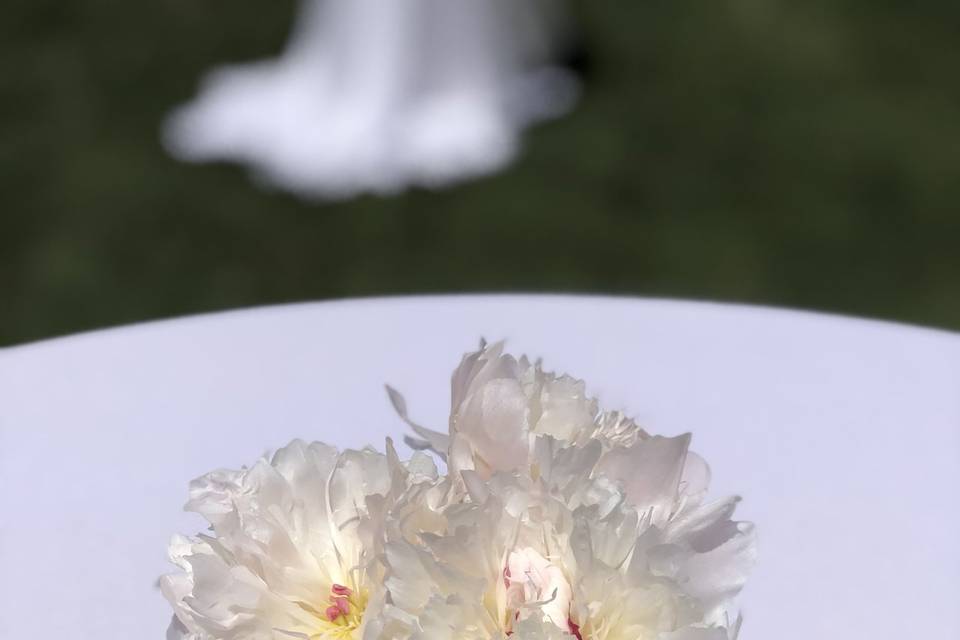 Cocktail table decor