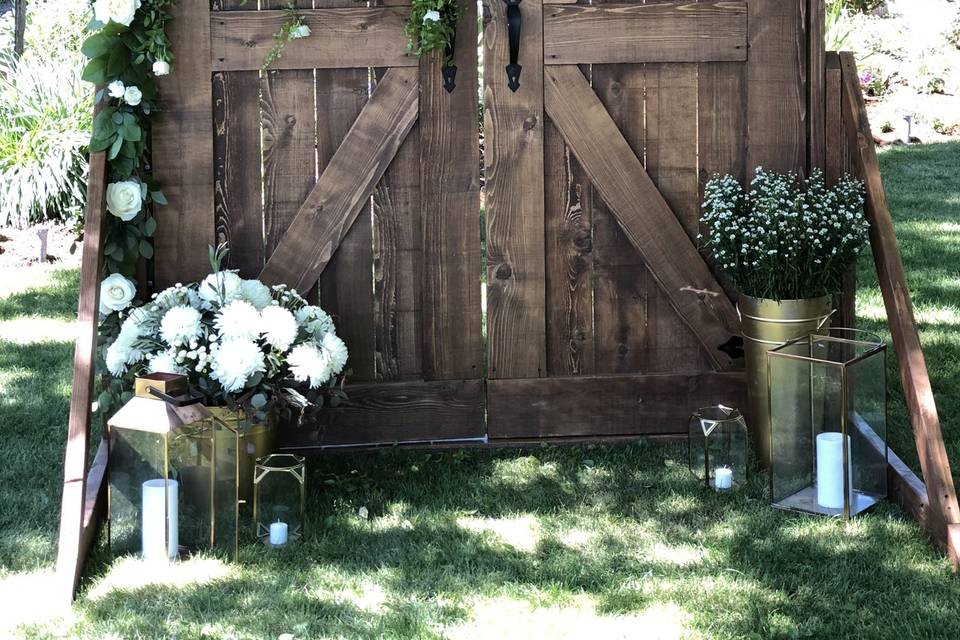 Ceremony backdrop