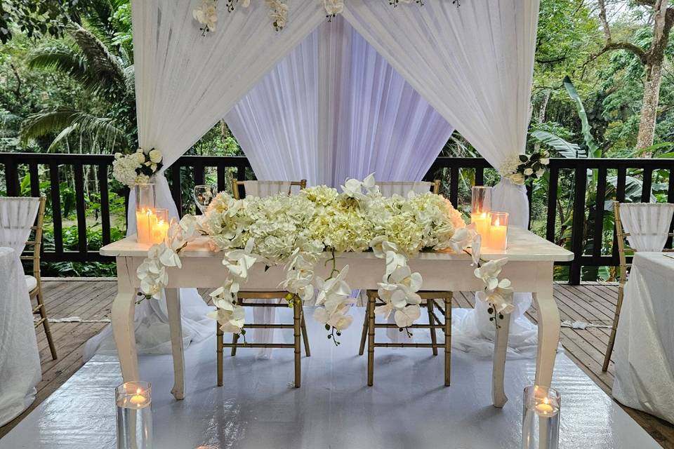 Head Table Decor