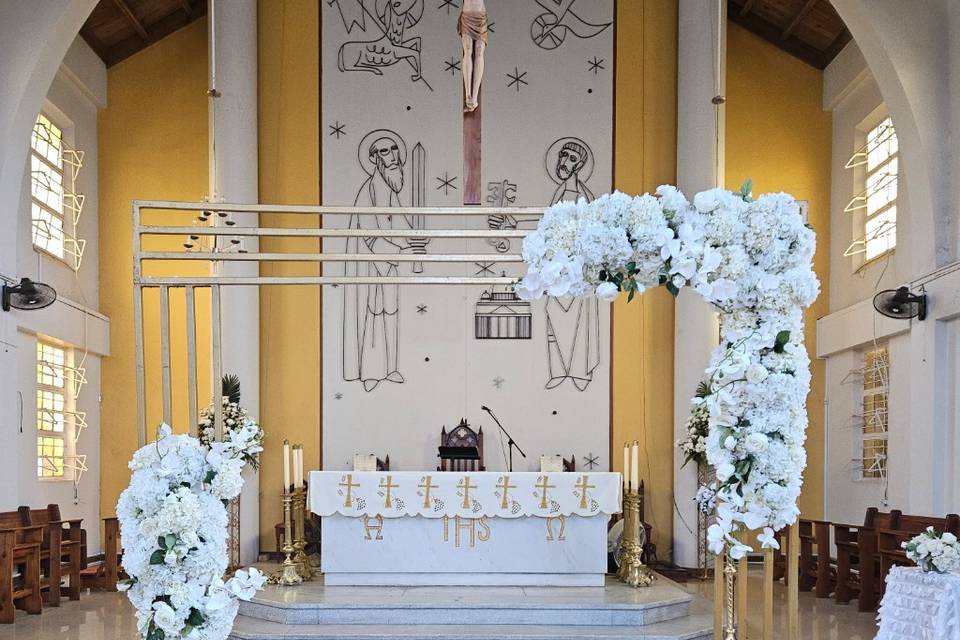 Metal Ceremony Arch with Flora
