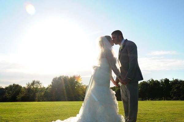 Silhouette Bride and Groom